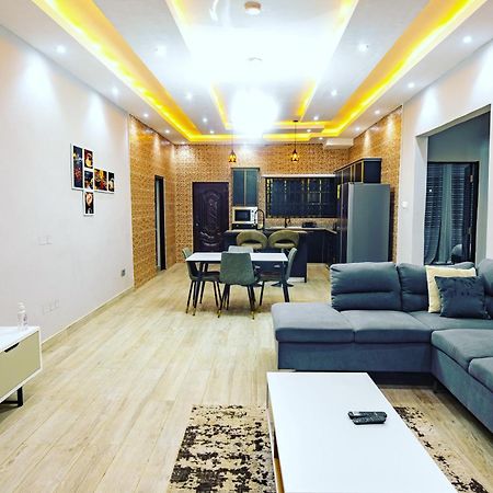 Cloud9 Luxury Apartments Акра Екстериор снимка
