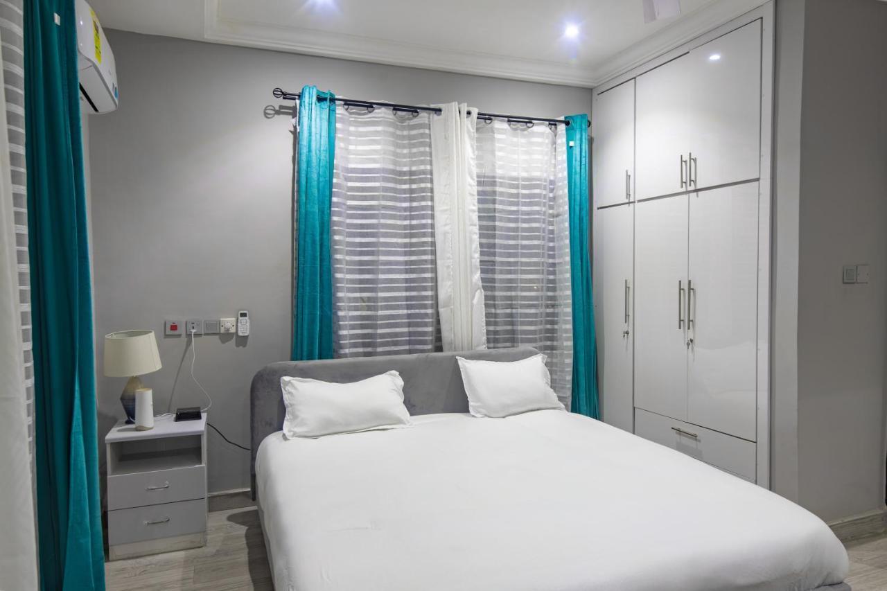 Cloud9 Luxury Apartments Акра Екстериор снимка
