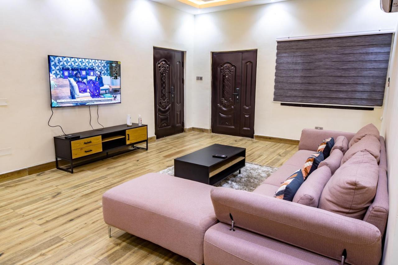 Cloud9 Luxury Apartments Акра Екстериор снимка