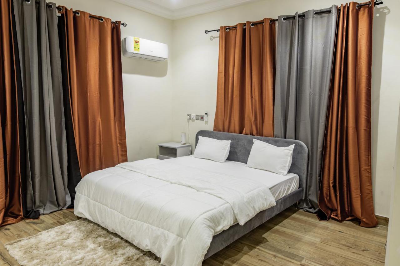 Cloud9 Luxury Apartments Акра Екстериор снимка