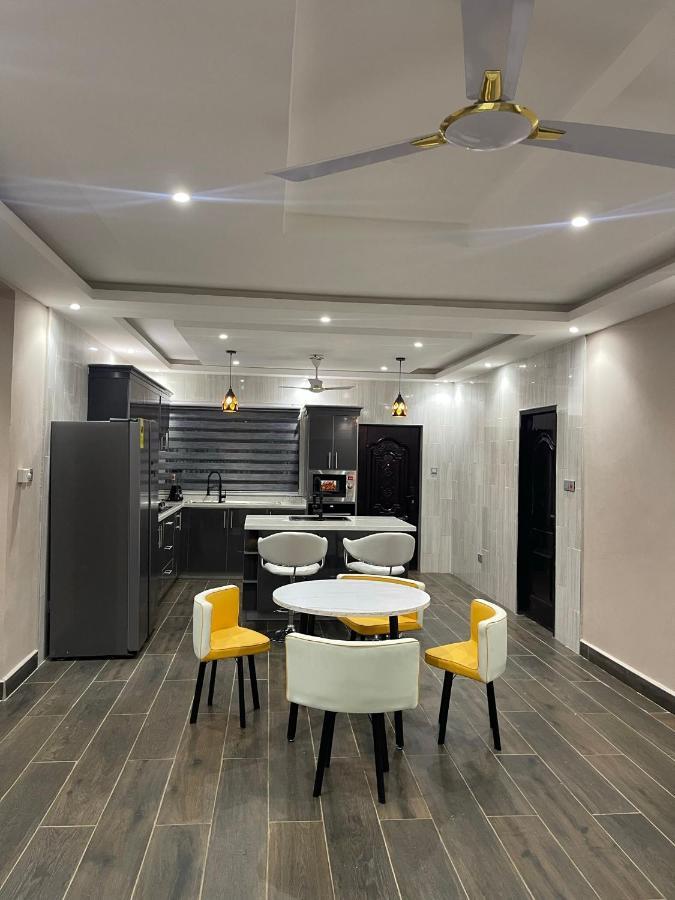 Cloud9 Luxury Apartments Акра Екстериор снимка
